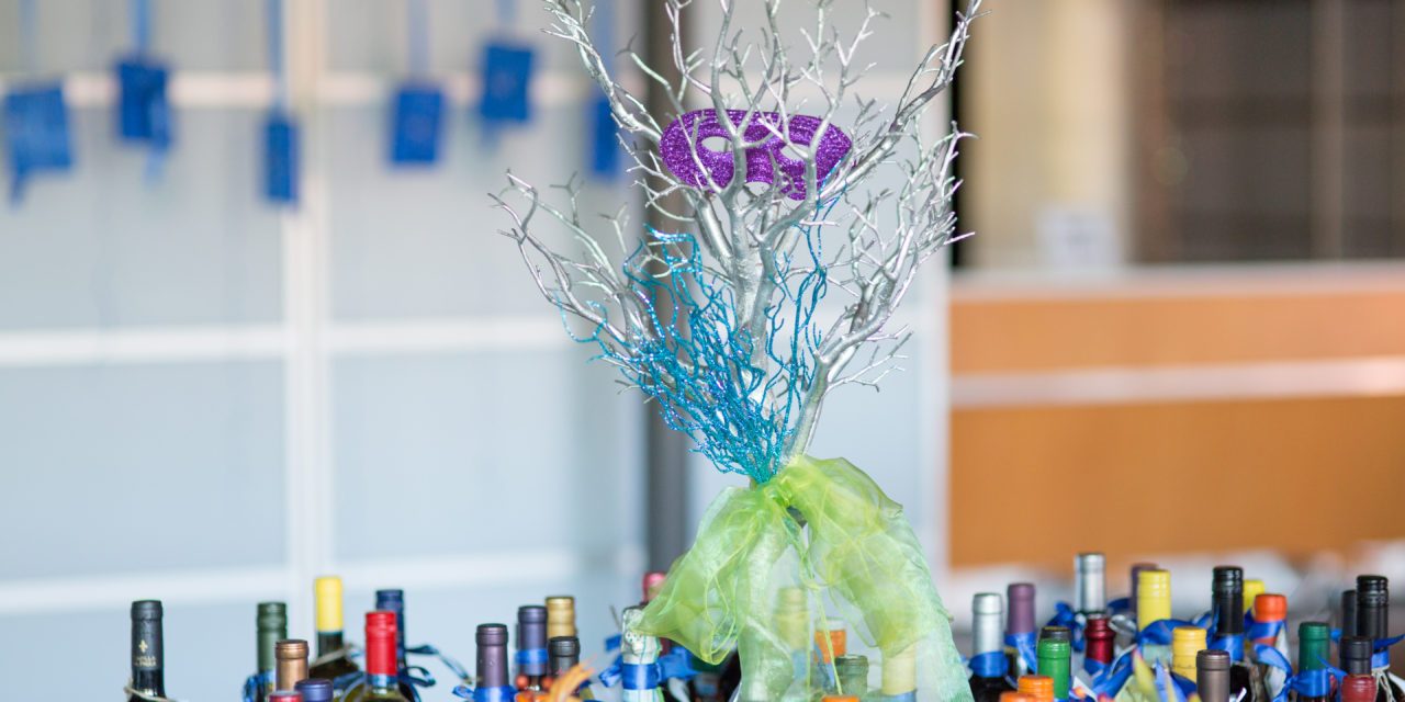 Decorating with Manzanita Trees