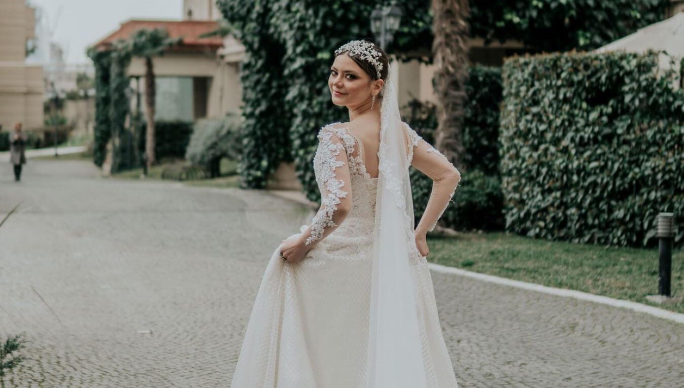 Bride's Guide: The Checklist for a Socially Distanced Wedding