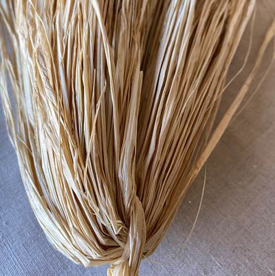 Trimmed Natural Raffia Bundle (300 grams) - thumbnail number 3