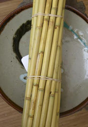 Bamboo Poles 12 Pack 24in Natural - thumbnail number 3