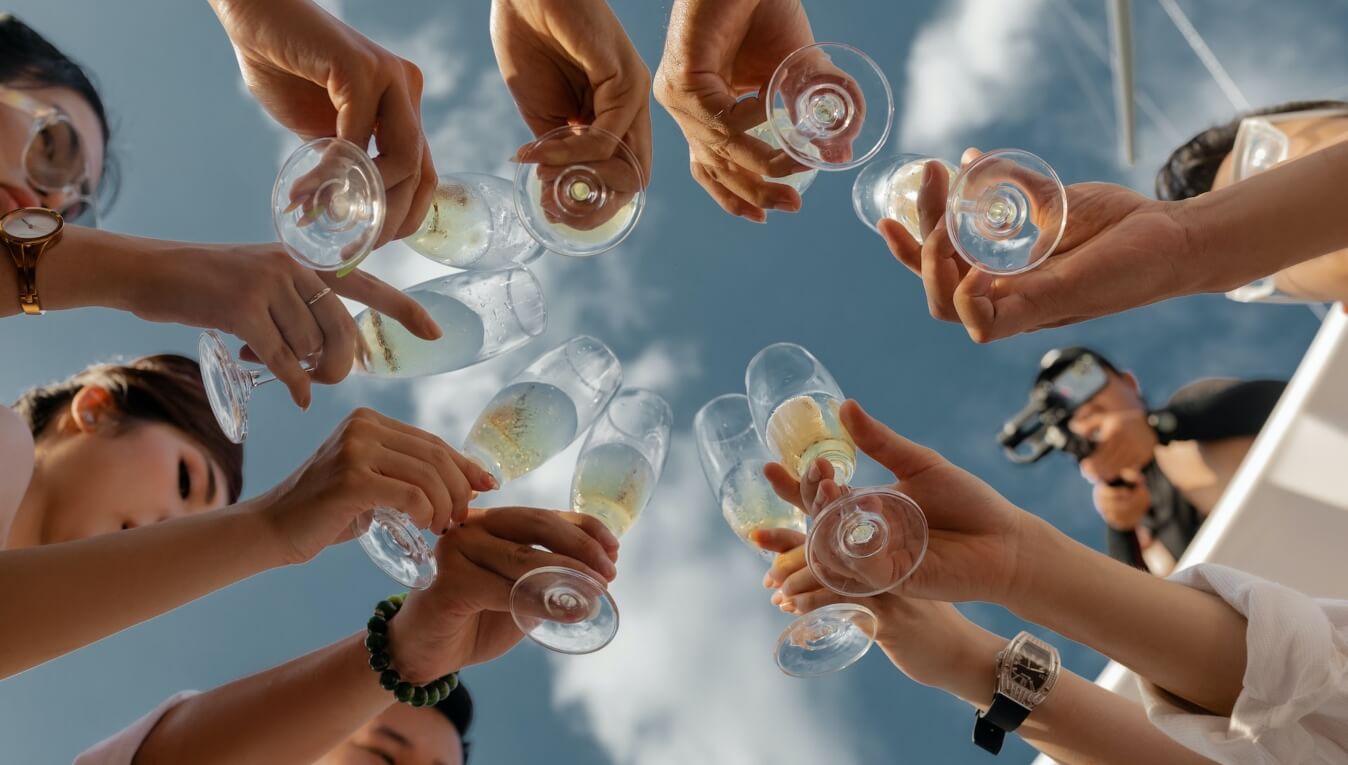 5 Fun Wedding Weekend Activities for Large Groups