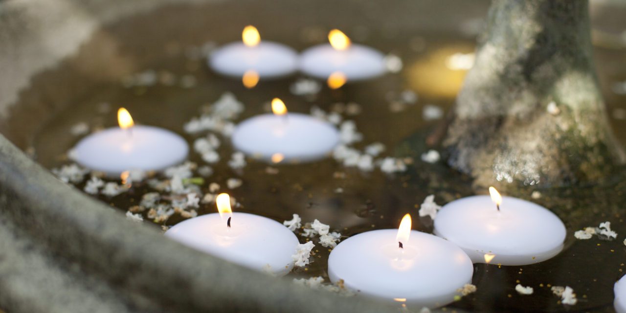How to Use Floating Candles in a Pool?