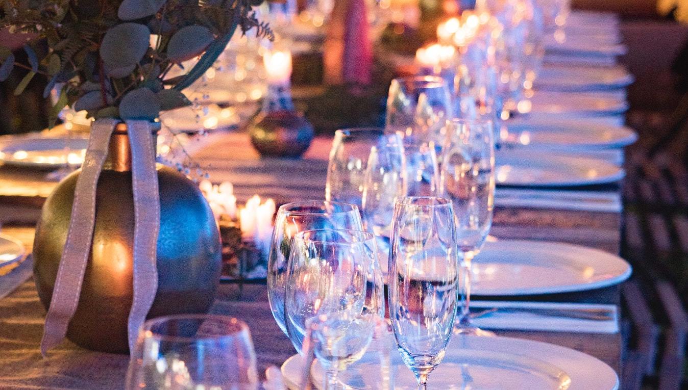 Bride’s Guide: Hosting Your Own Reception