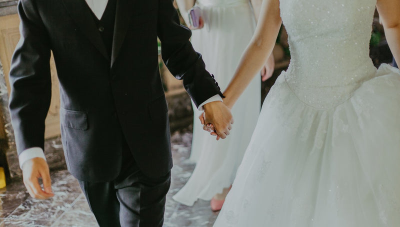What Are the Rules on Weddings? The Latest COVID-19 Guidelines