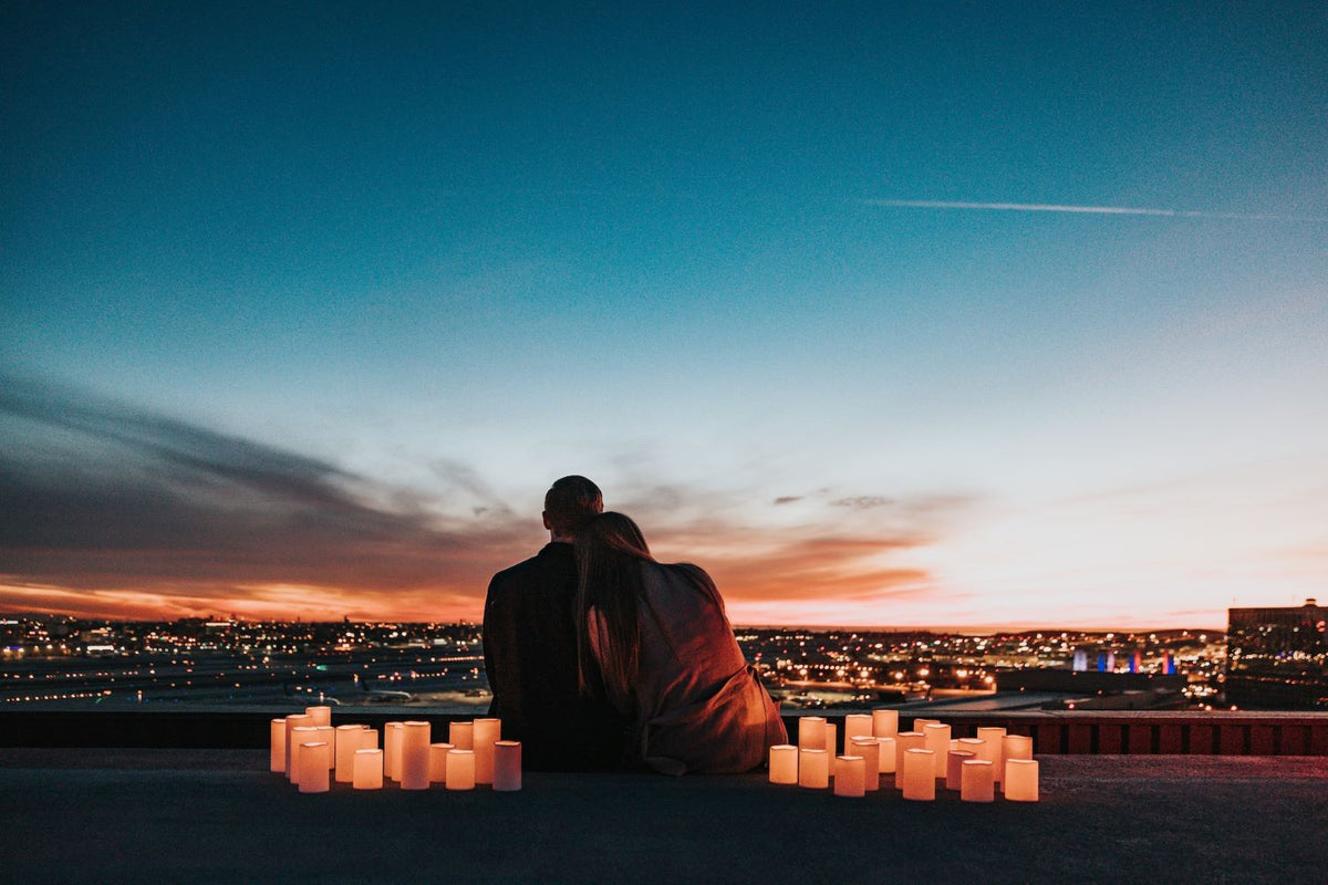 9 Ways to Celebrate Your First Wedding Anniversary
