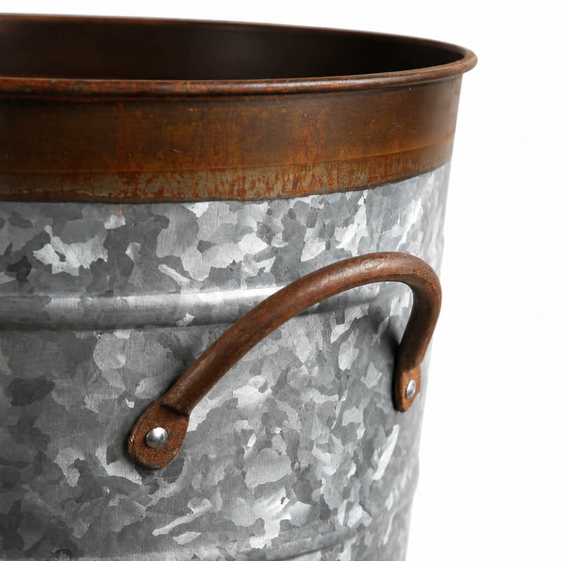 Close-up of the handle and rim on a two-tone French flower market bucket - thumbnail number 2