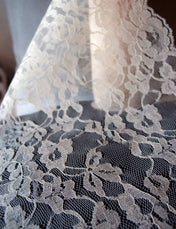 Ivory Chantilly Lace Runner and Sash 14in x 10yds - thumbnail number 1