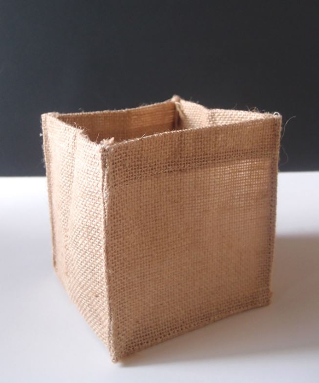 Pack of 12 Burlap Pot Covers 5" Square