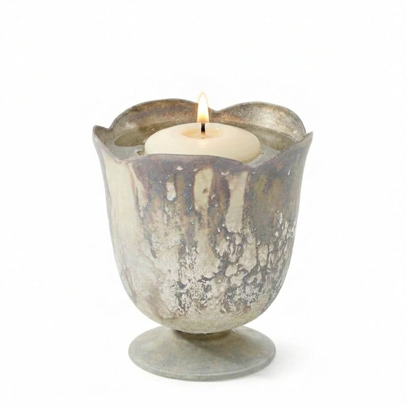A Marbled 4.75" x 5" vase containing a lit candle and water - thumbnail number 4