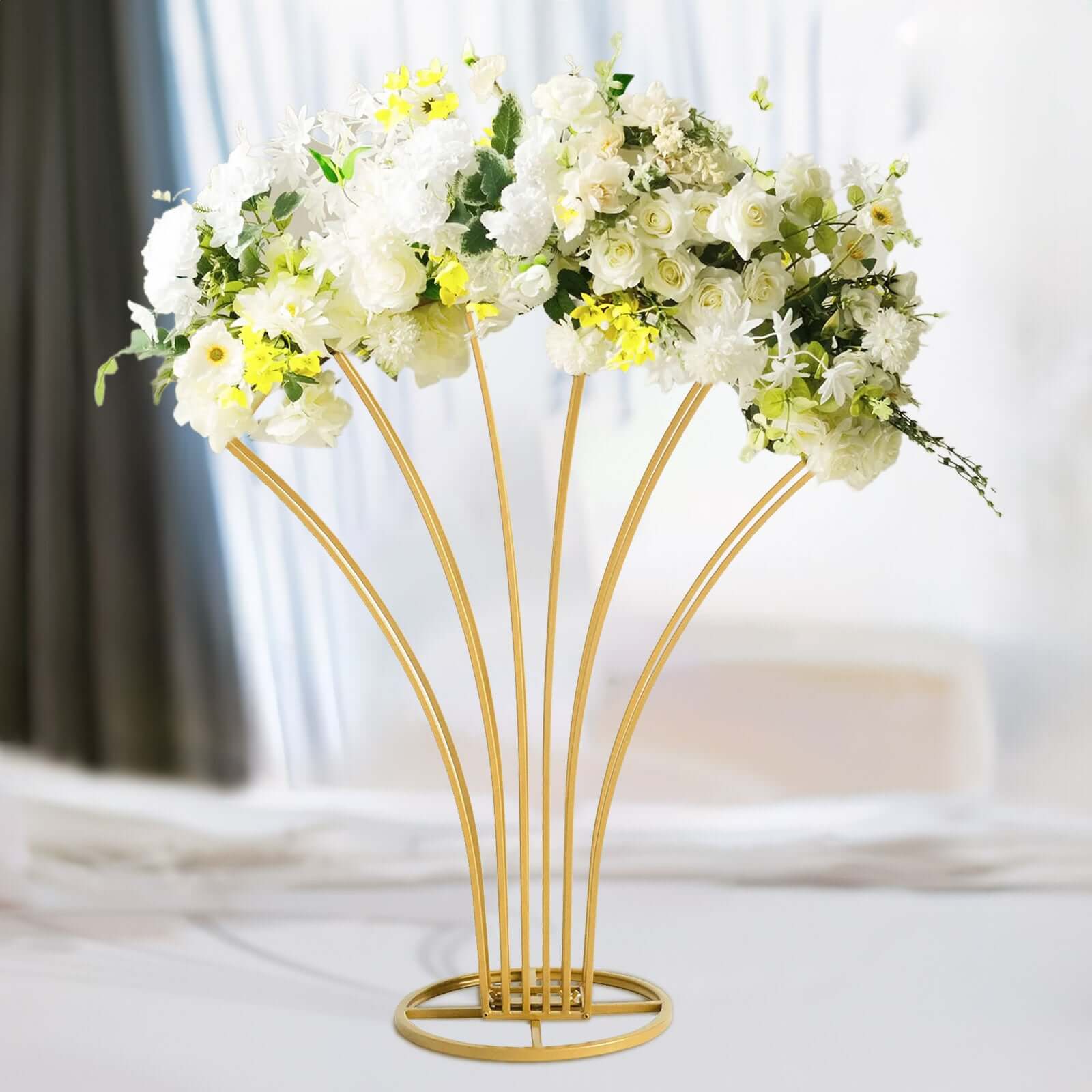 Scalloped Fan Shape Gold Metal Flower Frame 32" – Table Centerpiece Wedding Floral Display Stand