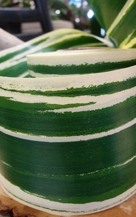 Water-Resistant Leaf Ribbon in Dark Green - 4 Wide x 50 yd  Floral  centerpieces, Flower arrangements diy, Floral supplies