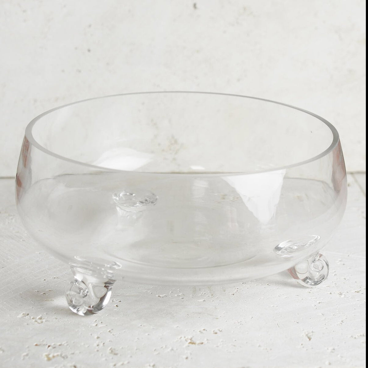 https://quickcandles.com/cdn/shop/products/bowl-glass-footed-10-5-x-5in-clear-2_1200x.jpg?v=1703777768