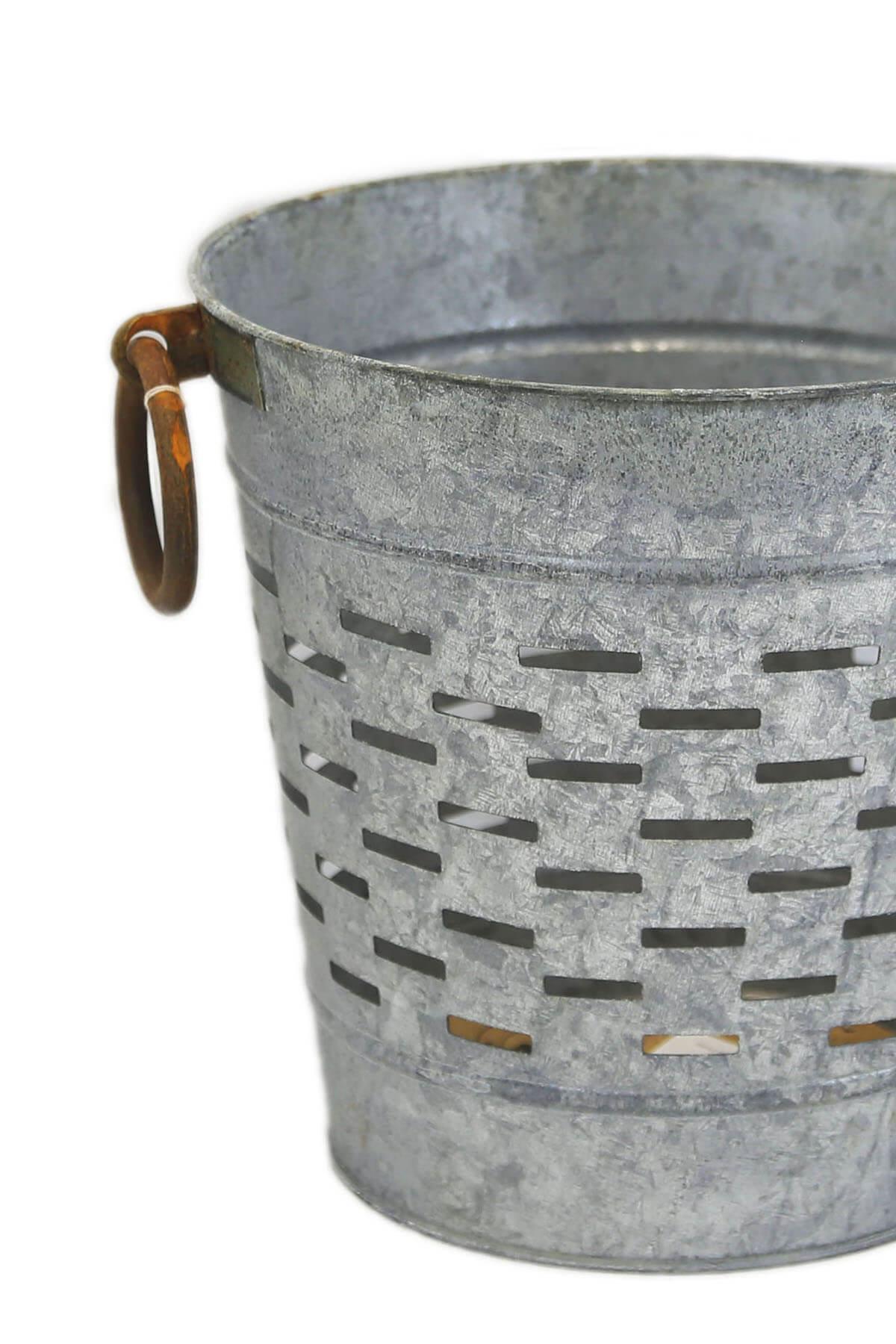 Oval Galvanized Buckets  Distressed Oval Galvanized Buckets