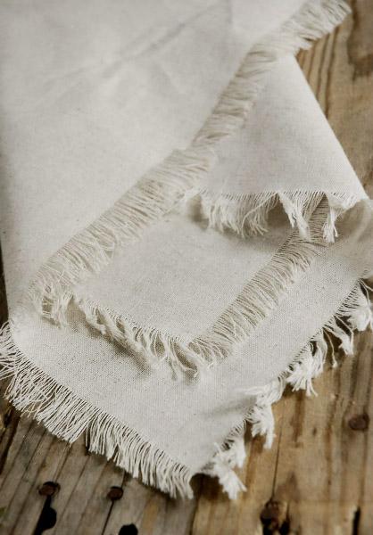 12 Linen Napkins with Fringe Edge 20in