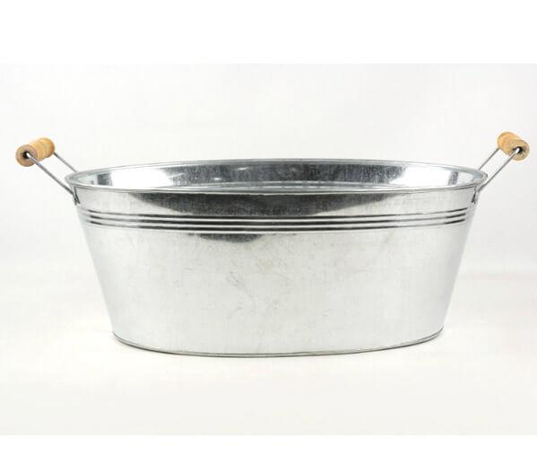 https://quickcandles.com/cdn/shop/products/metal-tubs-galvanized-15-in-oval-with-wood-handles-3_600x.jpg?v=1696362901