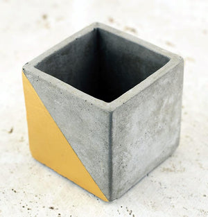 Gold Dipped Paradox Cube Vase 3"